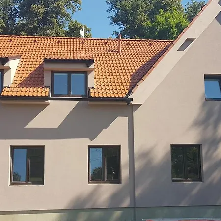 Lägenhet Rezidence Pod Janem